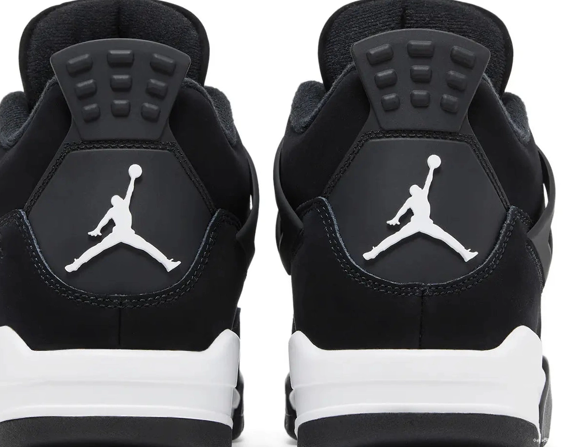 White Jordan Thunder 4 Retro 0618